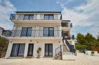 Villa Cherry - Ferienwohnung Rogoznica