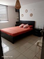 Moderno Apartamento completo 3piscinas 2jacuzzi y Playa cerca - B&B Tonsupa