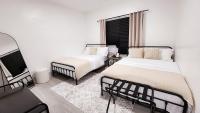 Grand Manor - Big 2 Bedroom - USA Side - B&B