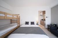 Junction Namba South Hotel Apartment ジャンクション難波南ホテルアパートメント - B&B Osaka
