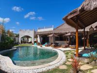 NEW Mavericks, Entertainers Palace, Selong Belanak - B&B Selongbelanak