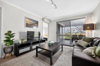 Modern Coastal Retreat 2BR Apt in Rockingham - B&B Rockingham