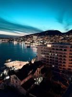 Azure Escape luxury apartments Sarande - Chambres d’hôtes Saranda