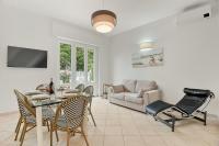 GOLDEN LUXE - Sunset by the Sea - B&B Lido di Camaiore