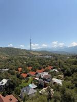Latifa Residence - Bed and Breakfast Alma-Ata