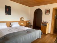 Doppelzimmer mit Balkon