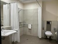 Chambre Familiale avec Salle de Bains