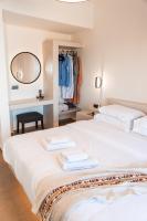 Deluxe Suite met Panoramisch Uitzicht op Zee en Hot Tub Buiten