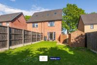 3 Bedroom House By The Yuma Homes Short Lets & Serviced Accommodation In Kent With Wifi & Parking - B&B