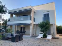 Family Holiday Home - B&B