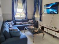 Stylish Coastal Stay with Panoramic Sea Views - Bed and Breakfast Tanger