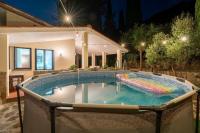 * * * Cypress Villa * * * {Free Parking} - B&B