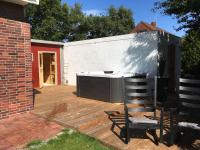 Ferienhaus Kaethchen - Bed and Breakfast Dornum