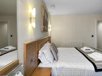 04 Duplex Apartment