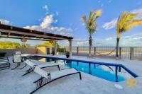 Casa Caracol Beachfront and Private Pool Villa - B&B