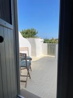 Kisari Kimolos Cozy Studio - Chambres d’hôtes Kímolos