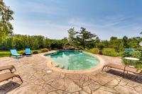 8 Mi to Reading Spacious Farmhouse Retreat! - Chambres d’hôtes Birdsboro