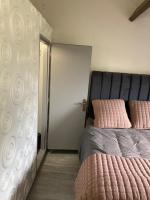 HSH France Chambre City 2 Proche de Disney - Bed and Breakfast Meaux