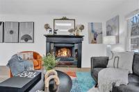 Cozy Pocono Retreat Family LakeAccess Game Room - Bed and Breakfast Albrightsville