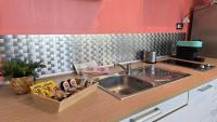 Felix Saenz Boutiques Suites by Del Parque Flats - Bed and Breakfast Málaga