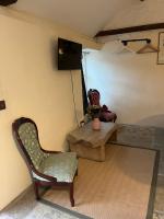 Deluxe Studio