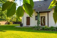#1 Apartament Sosnówka B2 z basenem i strefą SPA - B&B Sosnówka