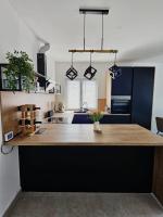 Apartment mit 3 Schlafzimmern und Balkon