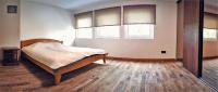 Apartamento de 2 dormitorios con balcón