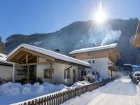 Apartment in Wald near Krimml Waterfalls - B&B Wald im Pinzgau