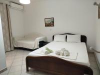 Basic Triple Room