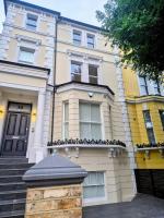 Stylish Three Bedroom Ensuite Duplex Apartment in West Hampstead - Bed and Breakfast Londen