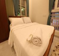 Deluxe One-Bedroom Apartment