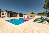 Unique Villa V with large pool - B&B