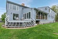 B - Porch Suite on Miles Smith Farm - B&B Loudon