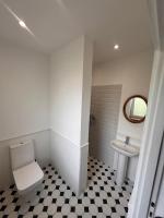 Dreibettzimmer mit eigenem Bad