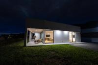 Auréa House - 4BR Azores Villa with Ocean View, BBQ & AC - B&B Feteiras