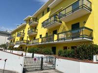 Condominio Nevada a pochi passi dal mare da Agenzia Colla Jesolo - B&B