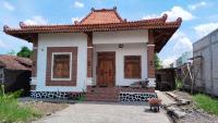 Naufal homestay & kost - B&B Ngemplak