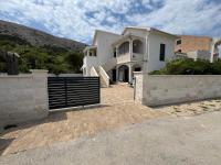 Apartmani Curic beachfront by Pag tours - B&B Pag