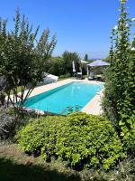 beautiful 4 bedroom villa, pool, Luberon - Bed and Breakfast Cadenet