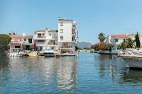 WELCS ESTUDIO 262 EMP en el centro - B&B Empuriabrava