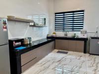 Warm & Cozy Home - B&B Kampung Dusun Gilap