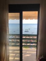 Apartamento con balcón