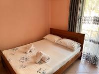 Apartments Meleqi - B&B Ksamil