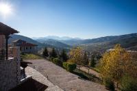 Ermis Suites by GM Luxury Suites Kalavryta - B&B Kalávryta