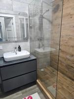 Дрім таун, квартира біля жд вокзала - B&B Lutsk