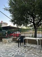 Chrisa's Home - B&B Salamína