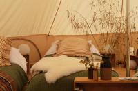 Mallard - 5m Luxury Bell Tent at Tregonetha Lake - Tylda Tents - B&B Saint Columb Major