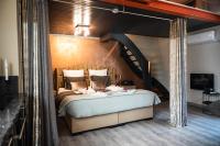 King Room with Spa Bath