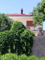 Apartments with parking spaces Losinj, Losinj - 24690 - Chambres d'hôtes Mali Lošinj